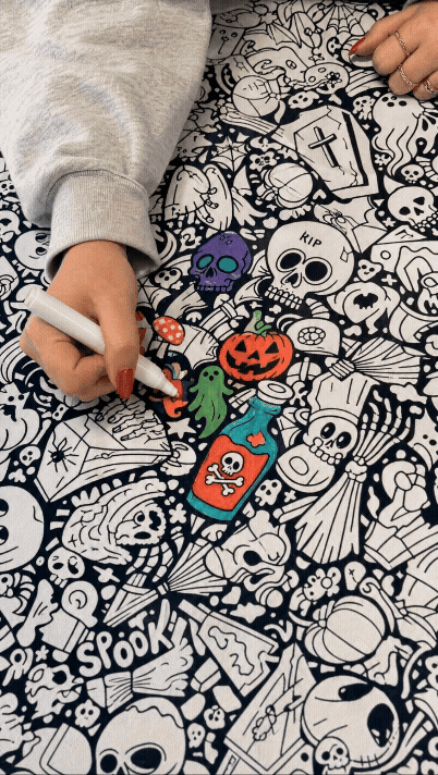 ColorWeen™ — Halloween Coloring Blanket