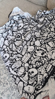 ColorWeen™ — Halloween Coloring Blanket